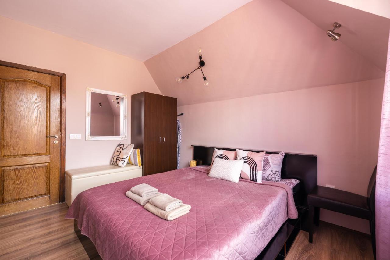 Quiet & Modern Maisonette Варна Екстер'єр фото