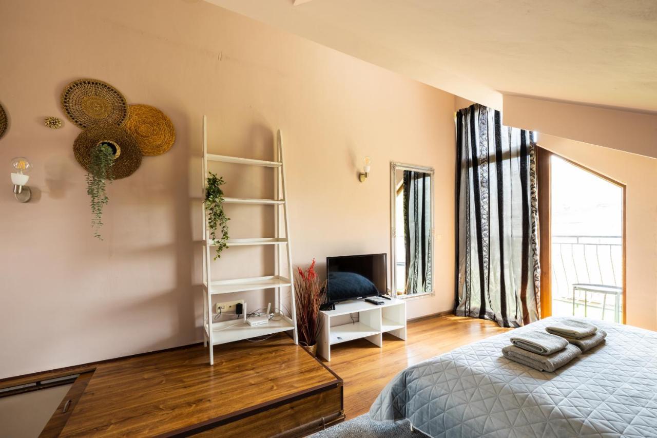 Quiet & Modern Maisonette Варна Екстер'єр фото